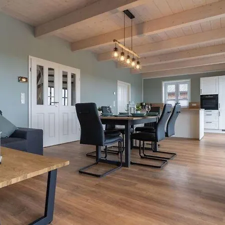 Semi-detached House Ideal For Families * Karolinenkoog